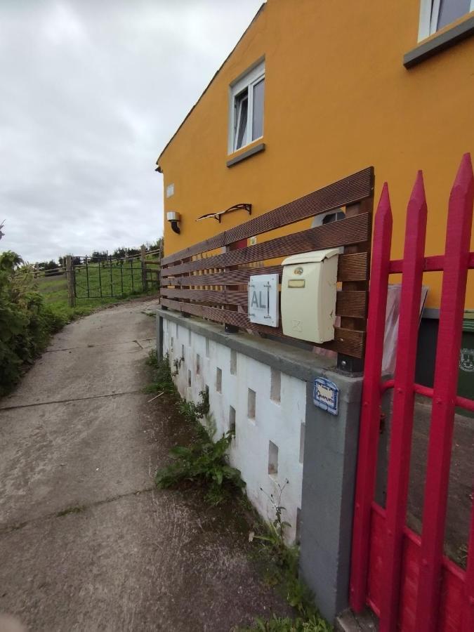 Um Da Casa Do Monte *