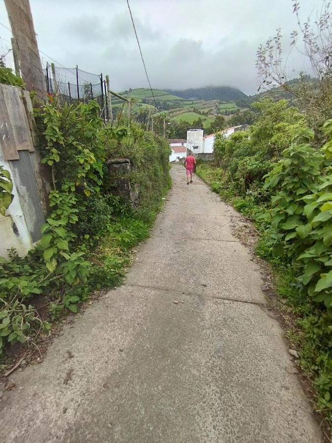 Um Da Casa Do Monte